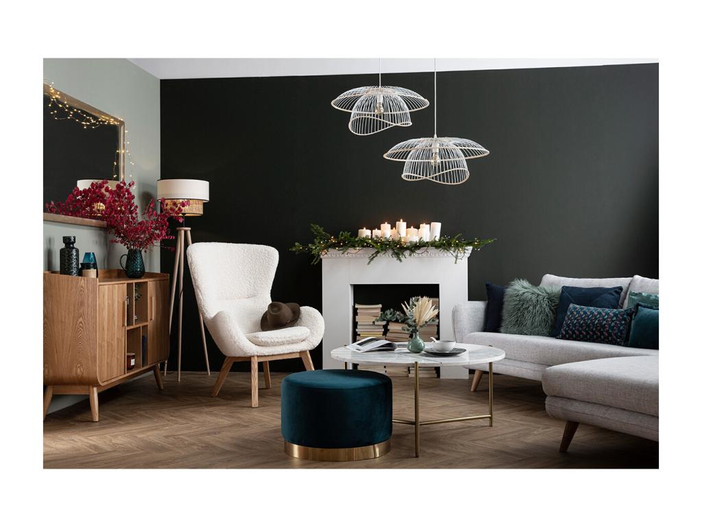 Scandinavian armchair in white sheepskin-effect fabric and light wood Lysvia DSVL40073